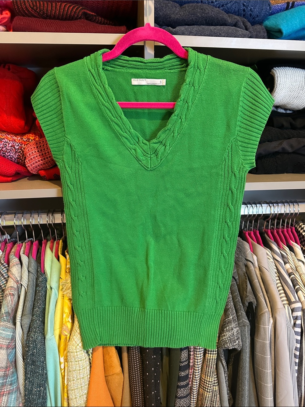 Old Navy green v neck sweater vest size S
